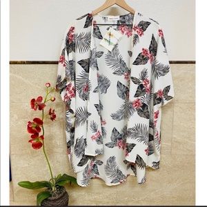 NEW Love Craft Tropical Floral Kimono